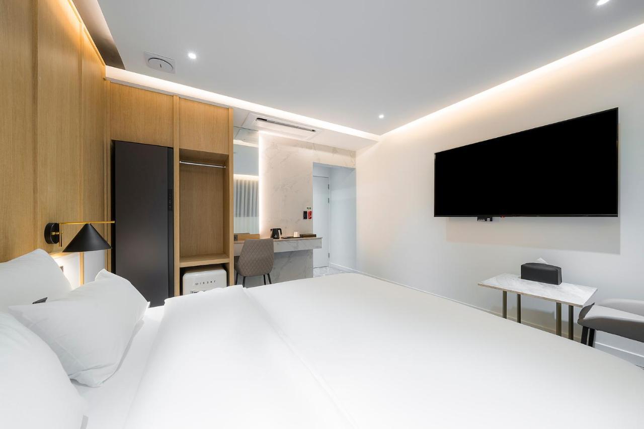 Brown Dot Hotel Pyeonghwa Plaza 木浦市 外观 照片