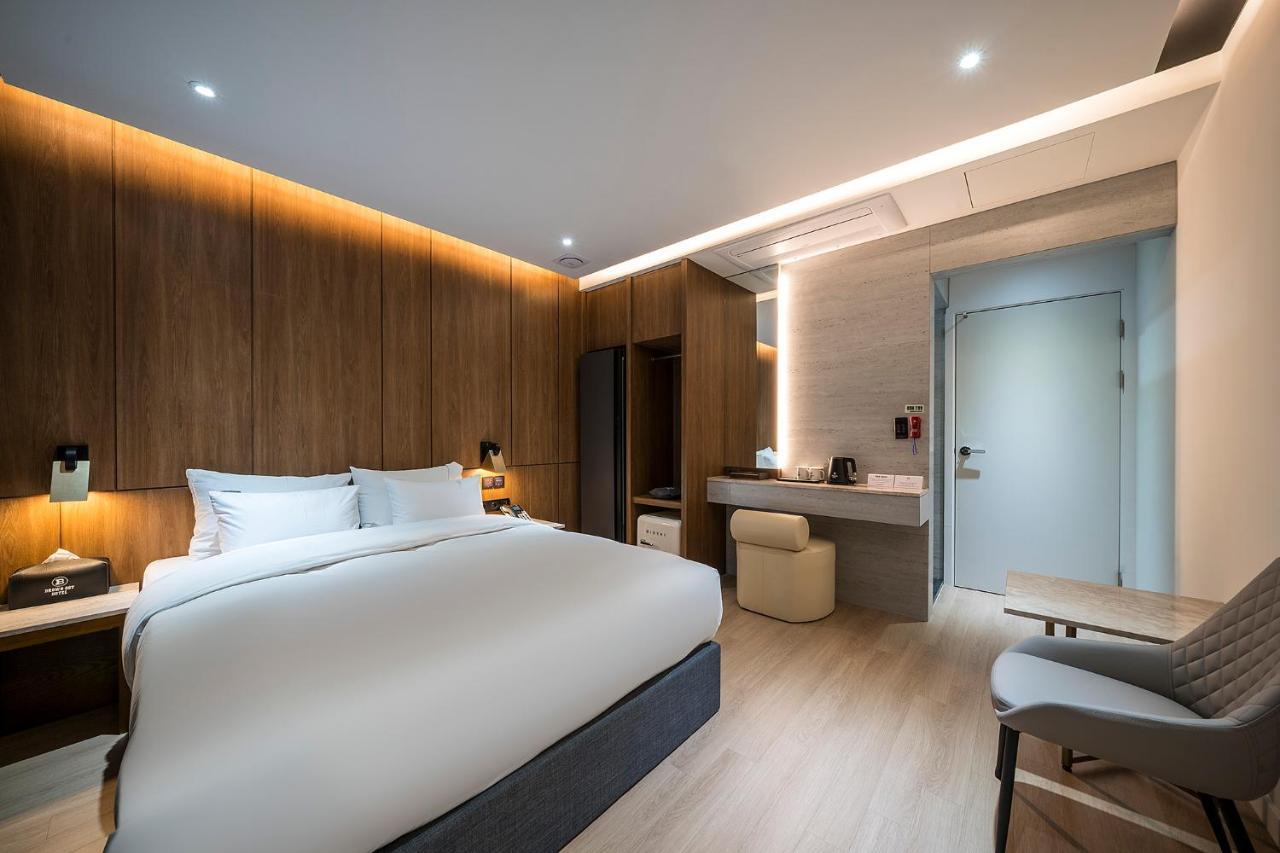 Brown Dot Hotel Pyeonghwa Plaza 木浦市 外观 照片