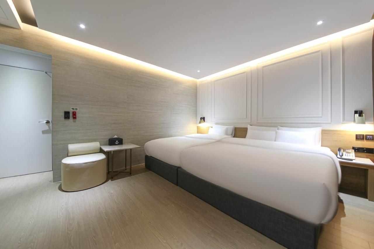 Brown Dot Hotel Pyeonghwa Plaza 木浦市 外观 照片