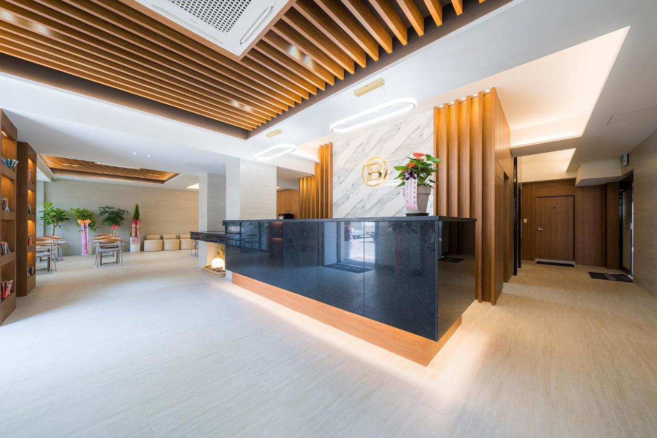 Brown Dot Hotel Pyeonghwa Plaza 木浦市 外观 照片