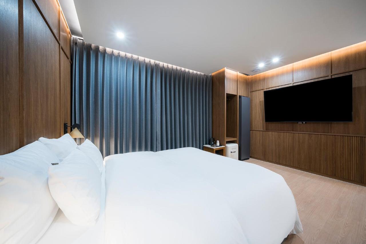 Brown Dot Hotel Pyeonghwa Plaza 木浦市 外观 照片