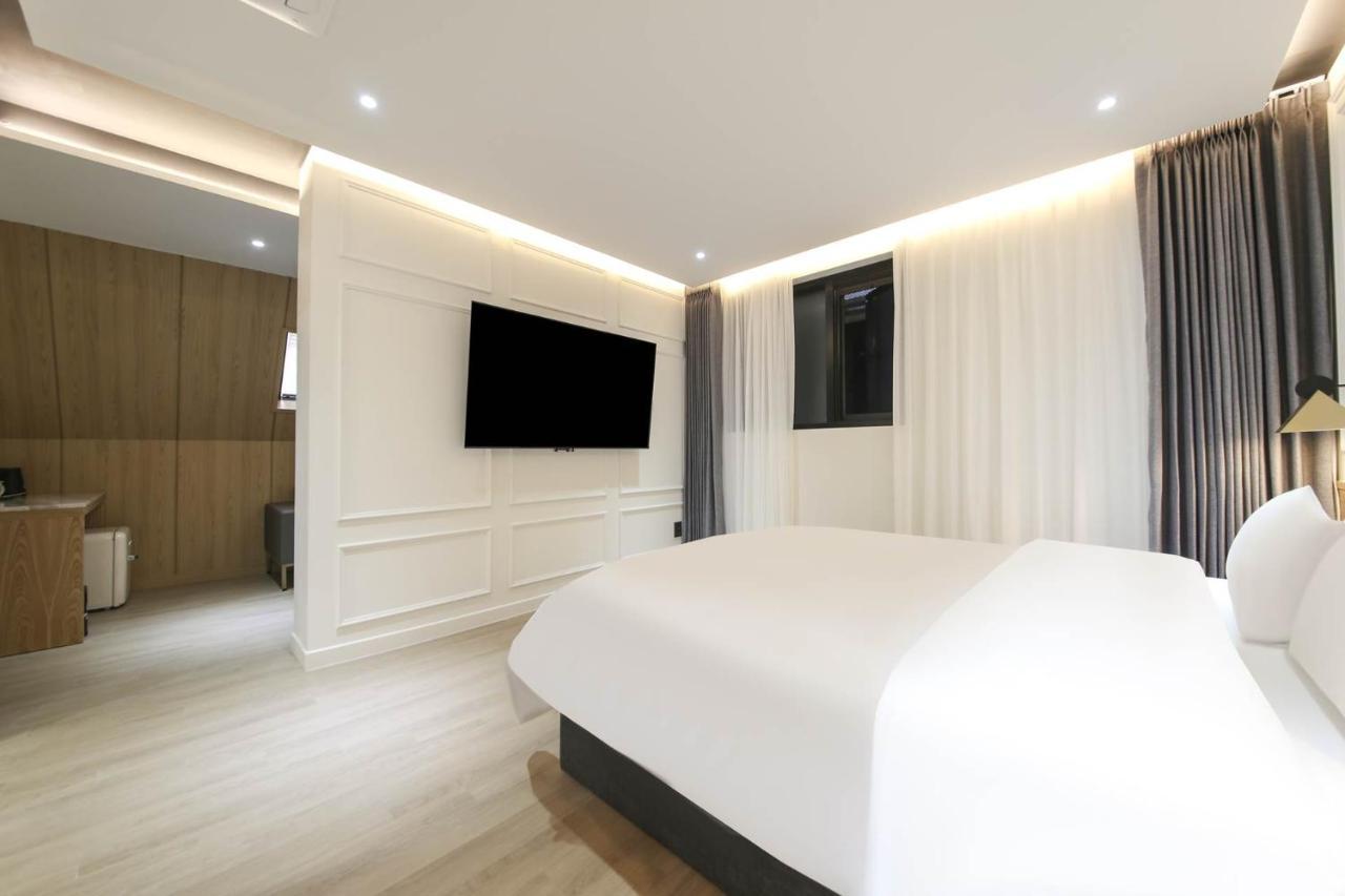 Brown Dot Hotel Pyeonghwa Plaza 木浦市 外观 照片